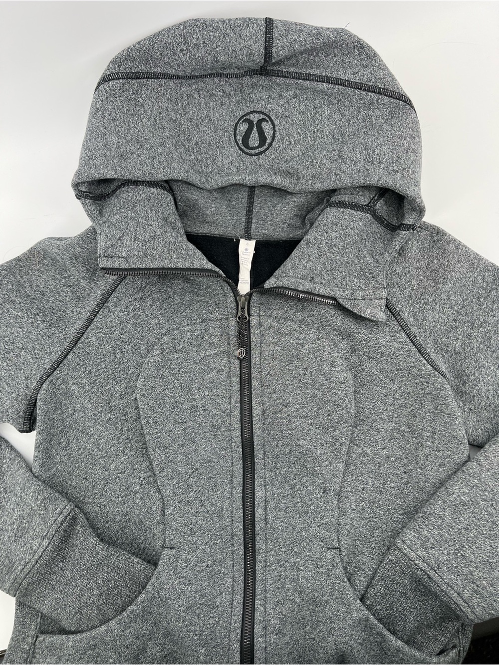 Lululemon Scuba Hoodie III Women’s Gray Full Zip Thumbholes Athletic Size 8